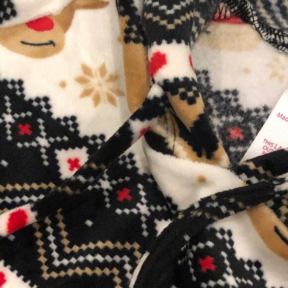 No Boundaries Women's Christmas Reindeer Plush Pullover Hoodie - Picture 8 of 14